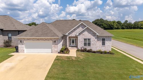 381 Rolling Brook Dr, Rogersville, AL, 35652-8036 | Card Image