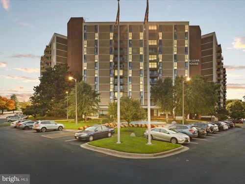 apt-420-6800 Fleetwood Rd, Mclean, VA, 22101-3607 | Card Image