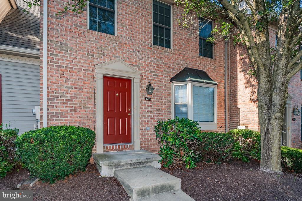 Hunters Ridge Dr, Mechanicsburg, PA 17050