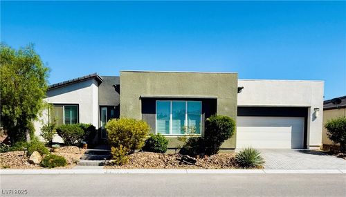 4775 E Beacon Ridge Dr, Pahrump, NV, 89061-7586 | Card Image