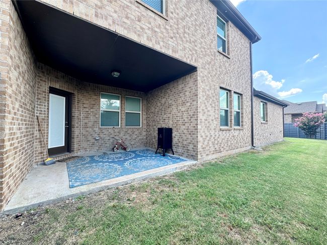7216 Wildflower Way, House other with 4 bedrooms, 3 bathrooms and null parking in Aubrey TX | Image 22