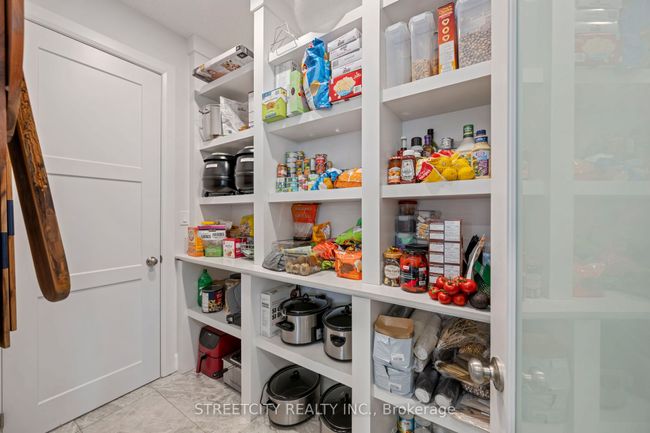 9316 Union Rd, House other with 4 bedrooms, 4 bathrooms and 12 parking in Shedden ON | Image 14