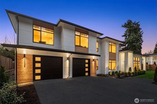 5539 116th Ave Ne, Kirkland, WA, 98033-8704 | Card Image