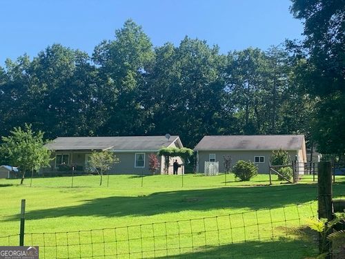 807 Holly Cir, Mount Airy, GA, 30563-1835 | Card Image