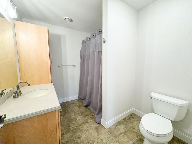 Lower Level Bathroom.jpg | Image 19