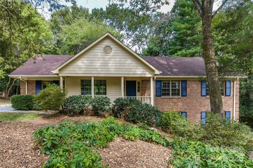 2630 Fernbank Dr, Charlotte, NC, 28226-0727 | Card Image