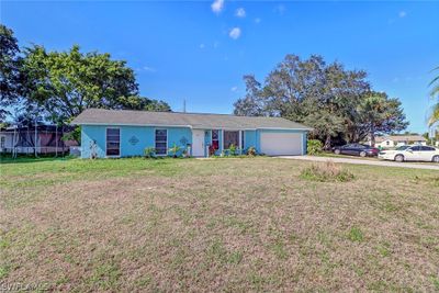 4988 19th Place Sw, House other with 3 bedrooms, 2 bathrooms and null parking in Naples FL | Image 2