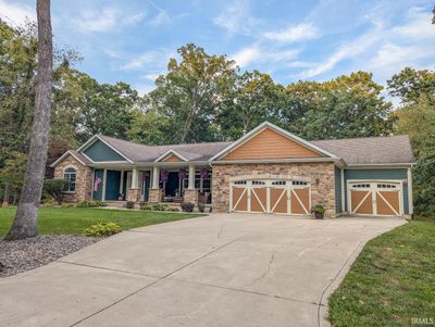 53056 Cobus Oaks Dr, House other with 5 bedrooms, 3 bathrooms and null parking in Elkhart IN | Image 1