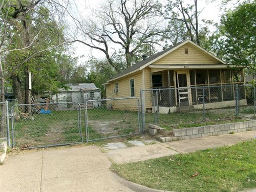 1837 Akron St, Dallas, TX, 75212-5104 | Card Image