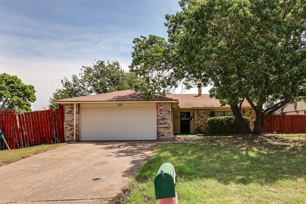 Whitney St, Cedar Hill, TX 75104