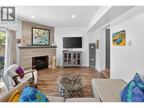 29-310 Yorkton Ave, Penticton, BC, V2A6Z8 | Card Image