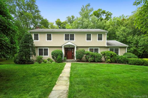 12 Suzanne Ln, Chappaqua, NY, 10514-1503 | Card Image