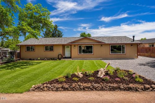 2108 Nw 13th St, Redmond, OR, 97756-1031 | Card Image