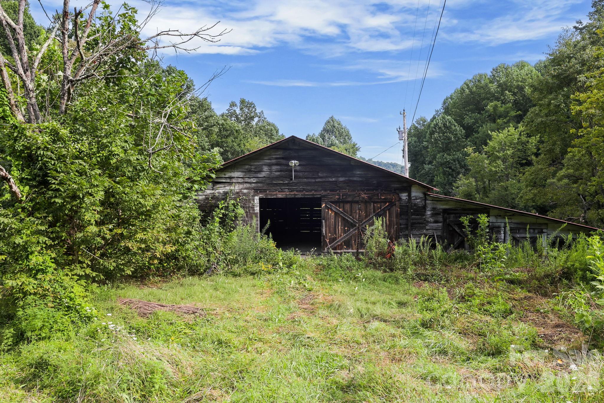 Land in Marshall 5
