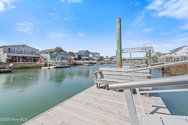Dock | Image 27