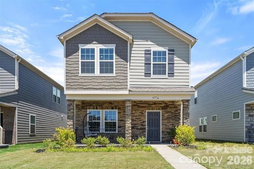 613 Cedar Knoll Cir, Pineville, NC, 28134-6606 | Card Image