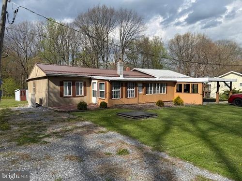 11559 S Mountain Rd, FAYETTEVILLE, PA, 17222-9211 | Card Image
