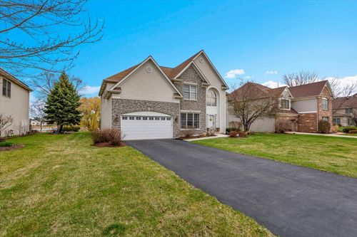 415 Mallard Point Dr, North Aurora, IL, 60542-1282 | Card Image