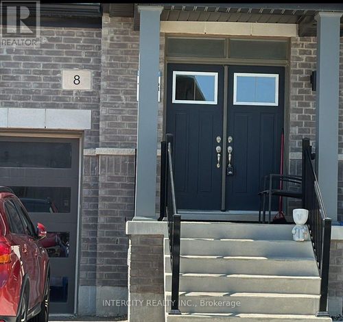 8 Spinland Street, Caledon, ON, L7C4K4 | Card Image