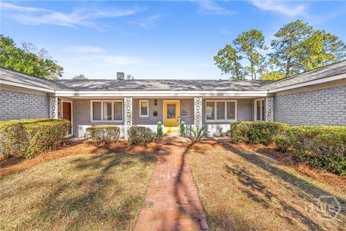 202 E 64th St, Savannah, GA, 31405-5305 | Card Image