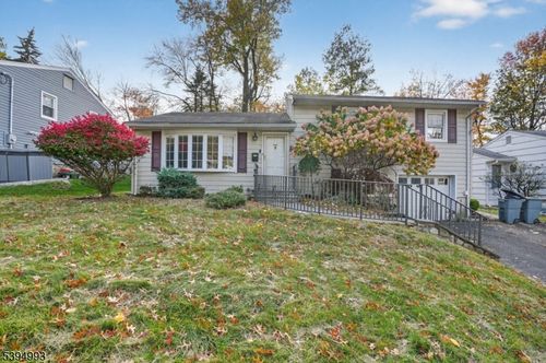 127 Harper Ter, Cedar Grove, NJ, 07009-2227 | Card Image