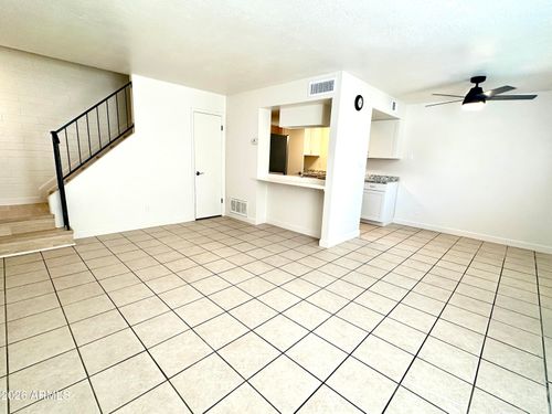 5205 N 42nd Pkwy, Phoenix, AZ, 85019-2406 | Card Image