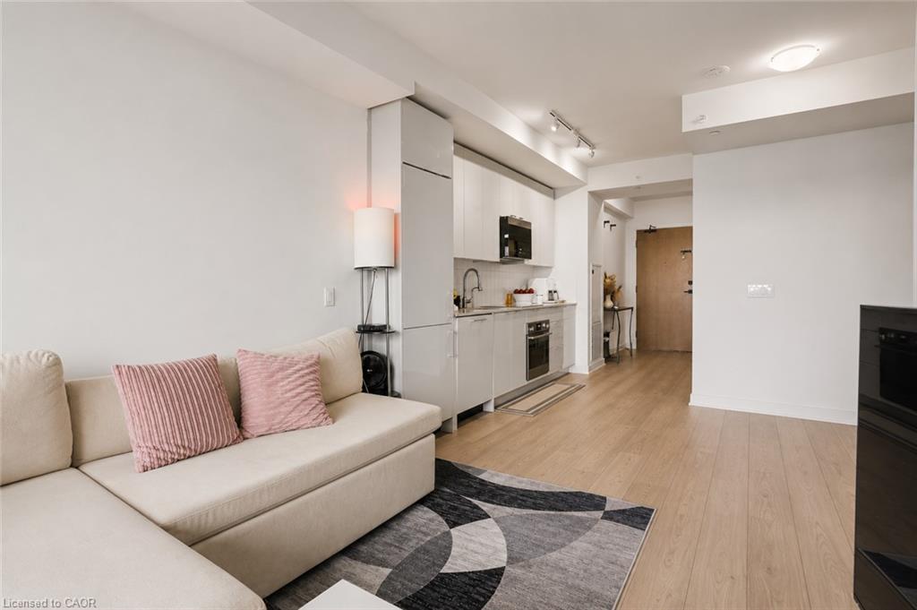 Residential in Vaughan 4