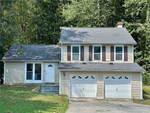 3897 Murdock Ln, Duluth, GA, 30096-4312 | Card Image