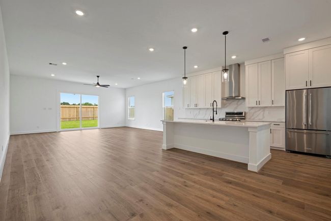 1808 Drover Ln, House other with 3 bedrooms, 2 bathrooms and 2 parking in Rosenberg TX | Image 5