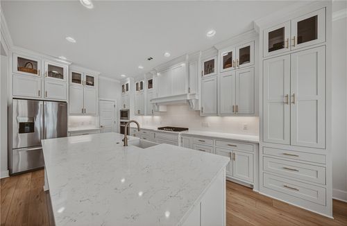 6406 S 61st St, Rogers, AR, 72758-6071 | Card Image