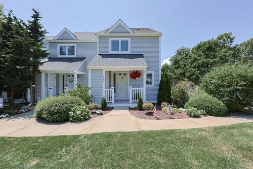 end-539 White Cliff Dr, Plymouth, MA, 02360-1481 | Card Image