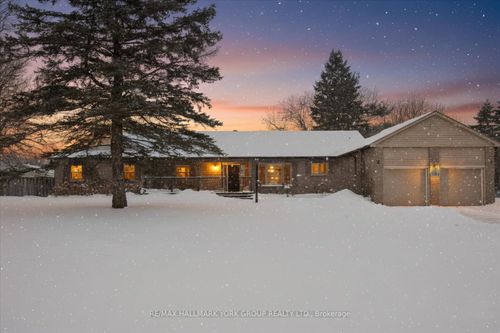 501 Samuel Harper Crt, Mount Albert, ON, L0G1M0 | Card Image