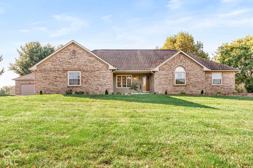 965 W Upland Ct, Mooresville, IN, 46158-8774 | Card Image