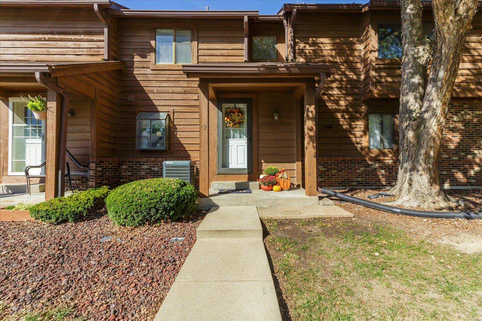 Cedar Grove Ct, Saint Charles, MO 63304