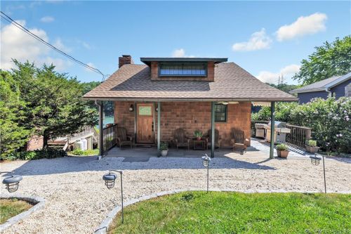 39 Cedar Dr, Danbury, CT, 06811-3302 | Card Image