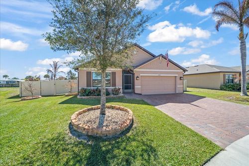 7499 Tourmaline Dr, Grant-Valkaria, FL, 32949-8232 | Card Image