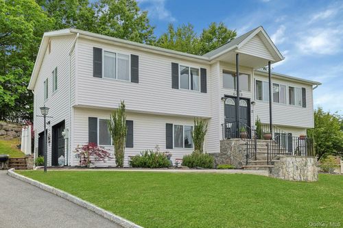 12 Louis Donato Dr, Garnerville, NY, 10923-1820 | Card Image