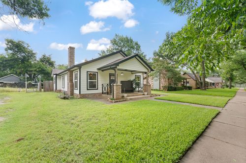 111 Bellevue Drive, Cleburne, TX, 76033 | Card Image