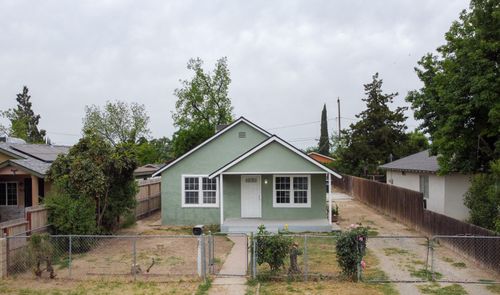 818 W Sweet Avenue W, Visalia, CA, 93291 | Card Image