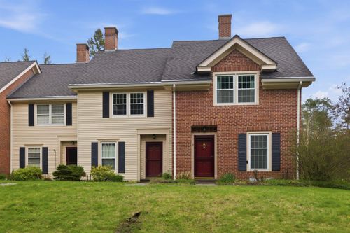 18-85 Townhouse Way, Woodstock, VT, 05091-3520 | Card Image