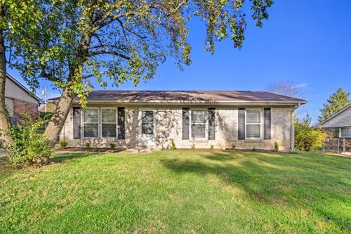 3377 Featherston Dr, Lexington, KY, 40515-1705 | Card Image