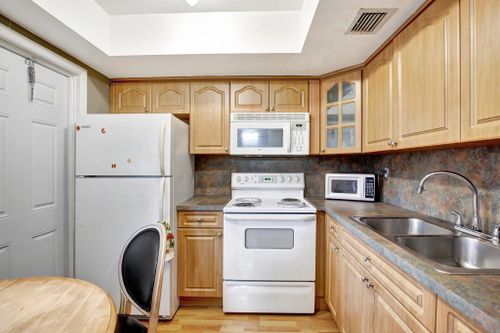 apt-110-6730 Arbor Dr, Miramar, FL, 33023-4877 | Card Image