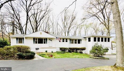 4046 Elizabeth Ln, FAIRFAX, VA, 22032-1451 | Card Image