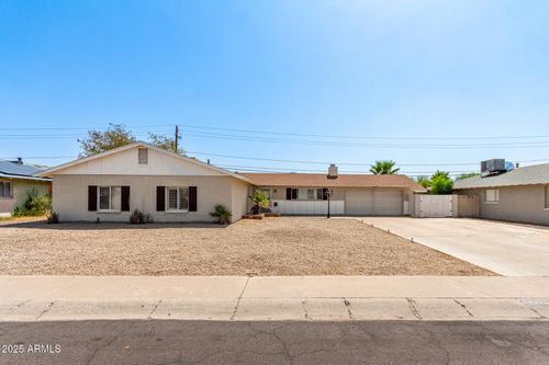 5209 N 61st Dr, Glendale, AZ, 85301-6615 | Card Image