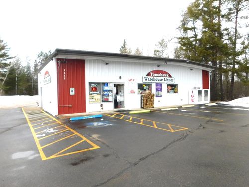 1515 N 4th St, Tomahawk, WI, 54487-2142 | Card Image