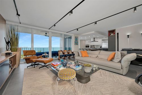 7d-881 Ocean Dr, Key Biscayne, FL, 33149-2633 | Card Image