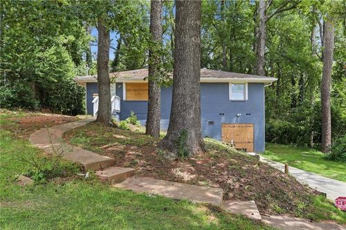 4366 Glenwood Pkwy, Decatur, GA, 30032-5003 | Card Image