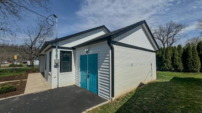210 Cedar Ave, House other with 3 bedrooms, 2 bathrooms and null parking in Vevay IN | Image 6