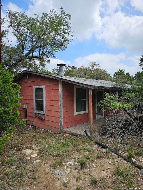 26 Street, Lakehills, TX, 78063 | Card Image