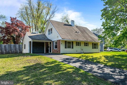 16 Bonnie Ln, Willingboro, NJ, 08046-1630 | Card Image